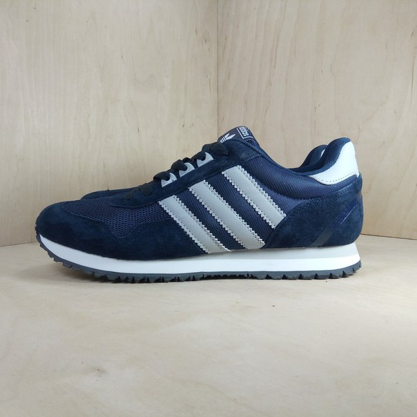 ADIDAS ZX 750 в Архангельске ADIDAS ZX 750 в Архангельске