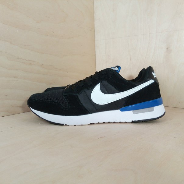 NIKE ARCHIVE 83 NIKE ARCHIVE 83