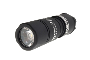 Фонарь Armytek Partner C1 v2 на теплом диоде XM-L2 Фонарь Armytek Partner C1 v2 на теплом диоде XM-L2