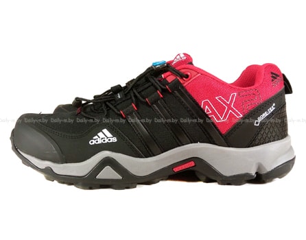 Adidas traxion AX2 Adidas traxion AX2